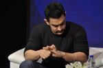 Aamir Khan at Star TV_s new show announcement in Taj Land_s End on 22nd Oct 2011 (39).JPG